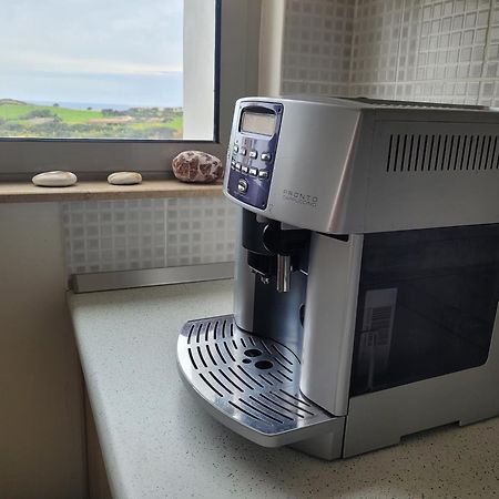Yali Sea And Mountain View Beachfront Penthouse מראה חיצוני תמונה