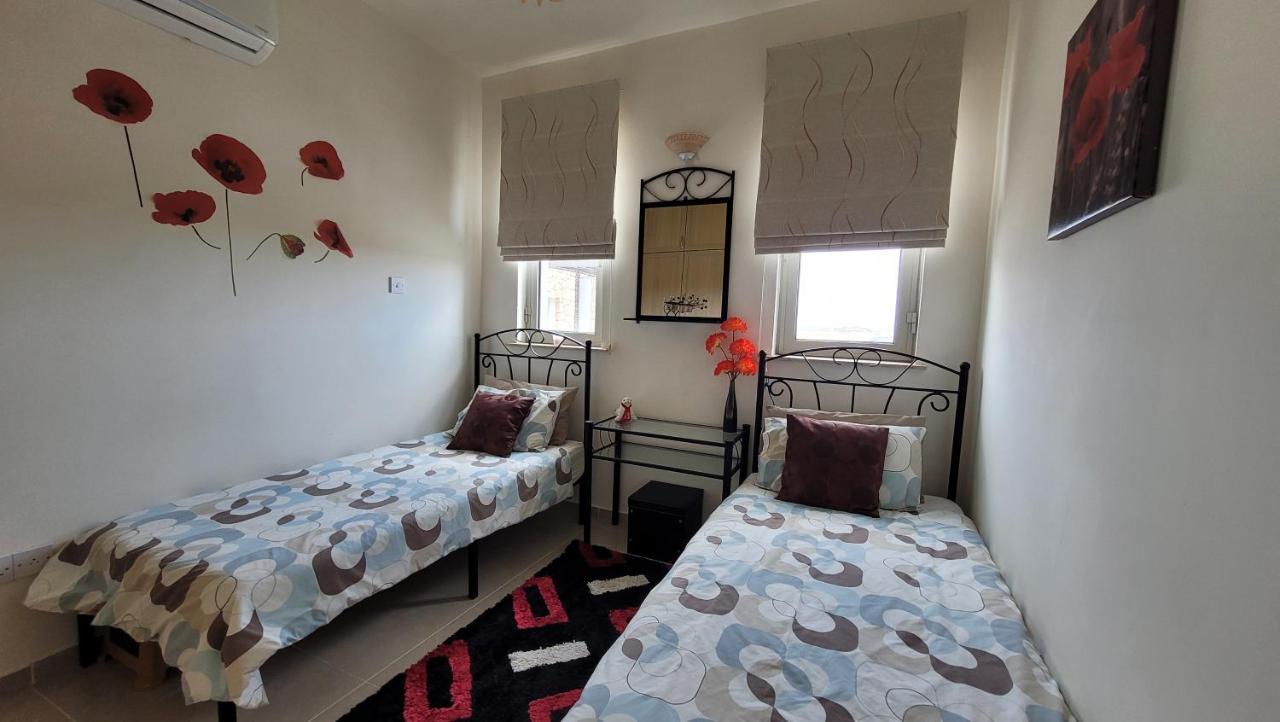 Yali Sea And Mountain View Beachfront Penthouse מראה חיצוני תמונה