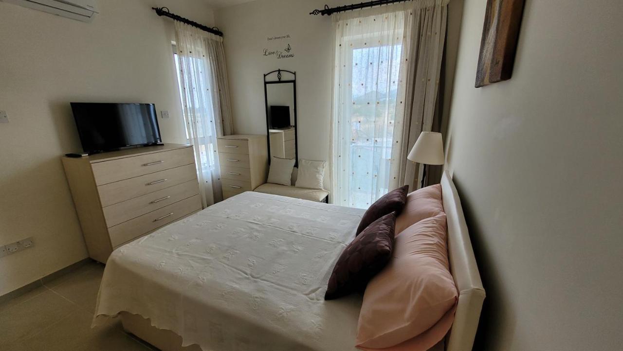Yali Sea And Mountain View Beachfront Penthouse מראה חיצוני תמונה